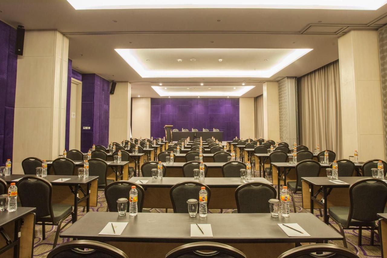 Swiss-Belinn Cikarang Dış mekan fotoğraf